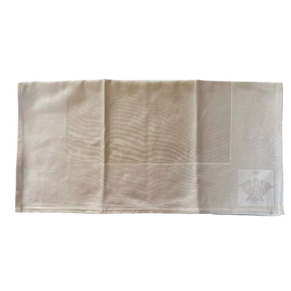 Crowned Mother of Pelicans Dinner Napkins Linen Fabric Set Of 4 Beige 22x22